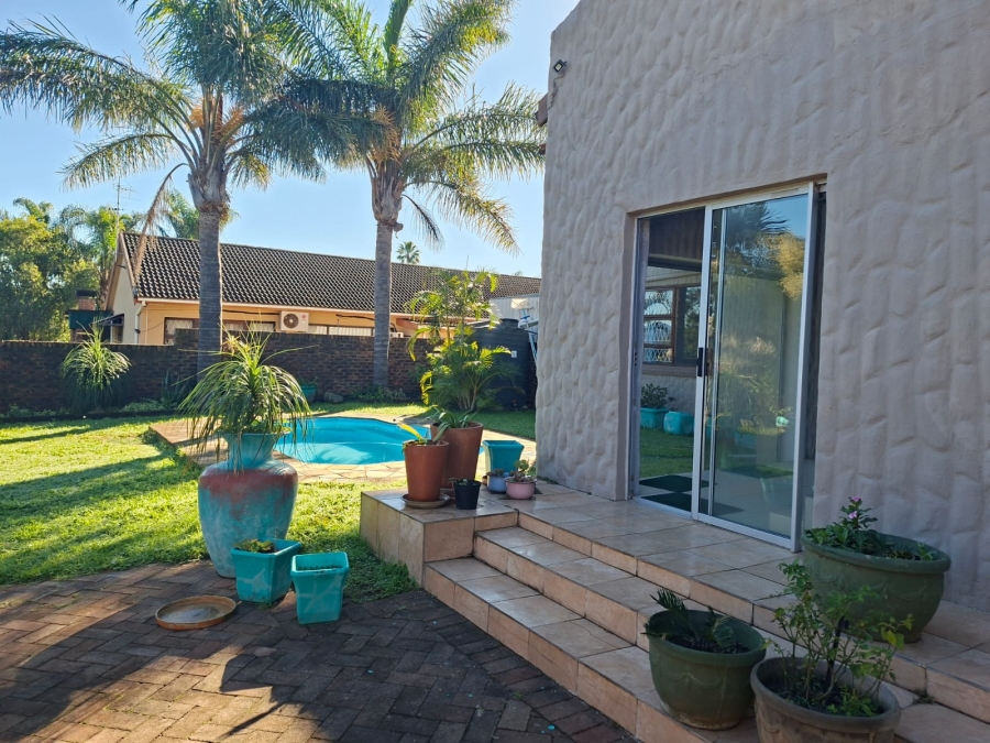 4 Bedroom Property for Sale in Winterhoek Park Eastern Cape